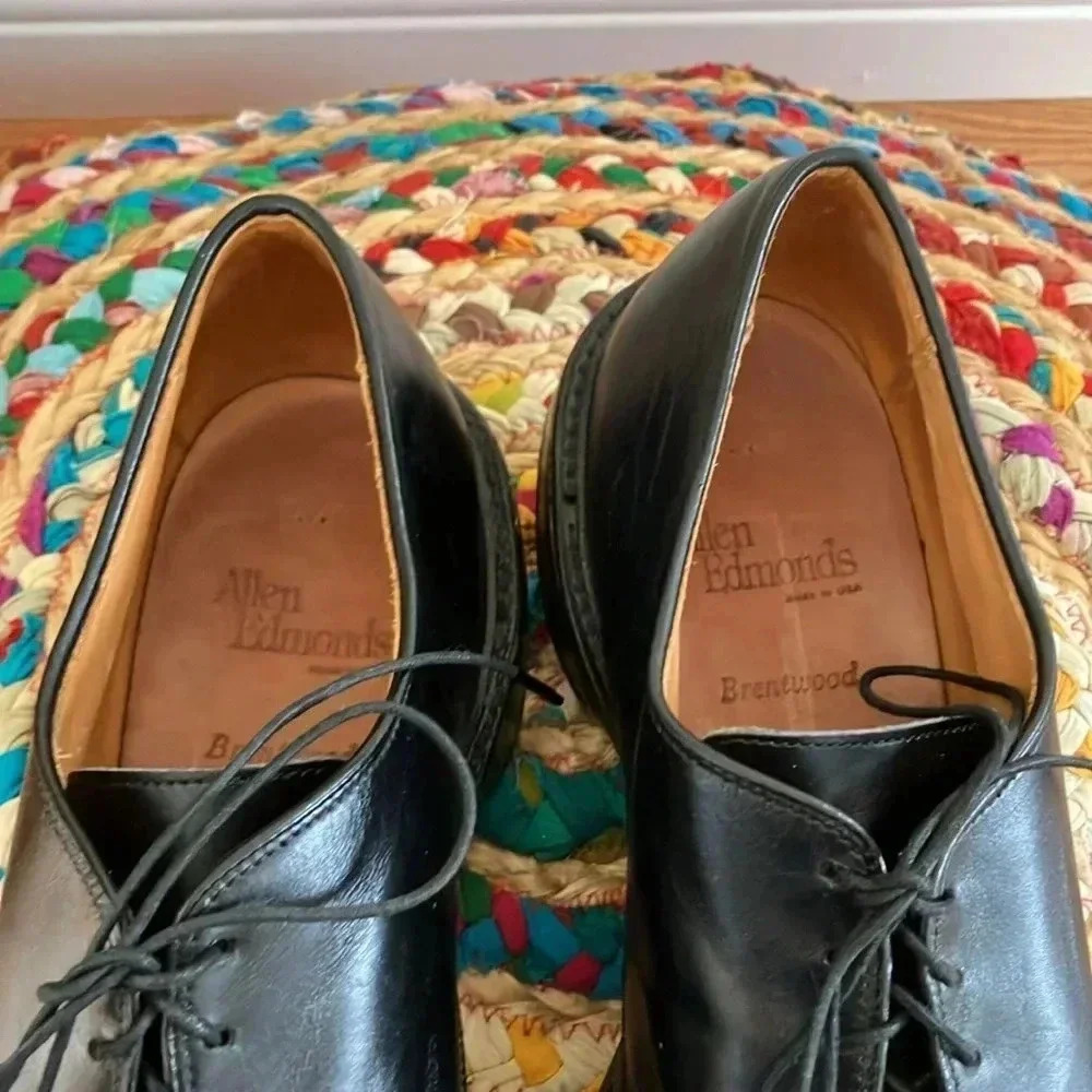 Allen Edmonds Brentwood Black Shoes - Picture 2 of 9
